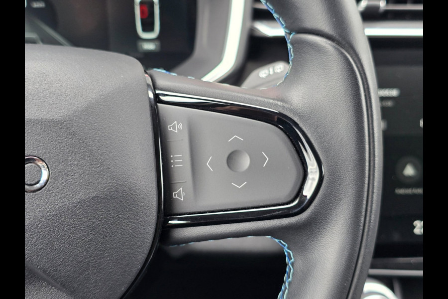 Lynk & Co 01 1.5 Black Edition Panoramadak|360° Camera|ACC|Stoelverwarming|Navi|Carplay