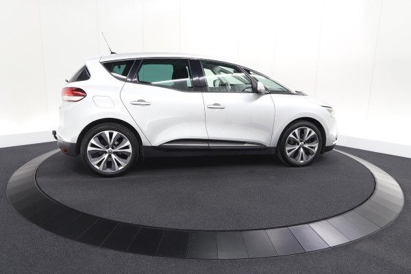 Renault Scénic TCe 130 Intens | Trekhaak | Camera | Panoramadak | Navigatie