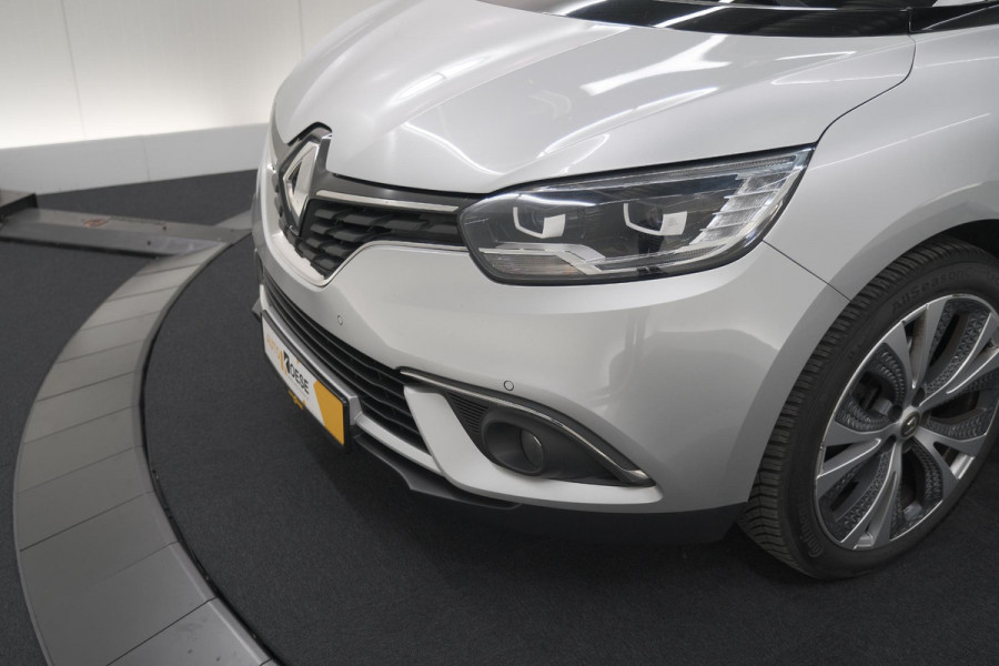 Renault Scénic TCe 130 Intens | Trekhaak | Camera | Panoramadak | Navigatie
