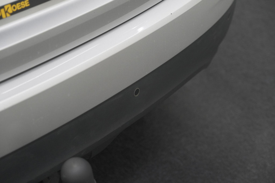 Renault Scénic TCe 130 Intens | Trekhaak | Camera | Panoramadak | Navigatie