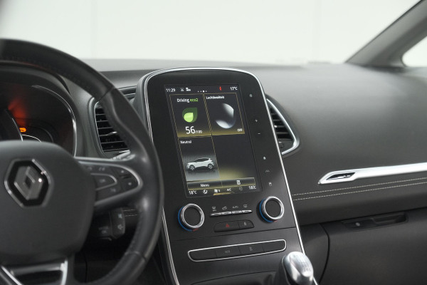 Renault Scénic TCe 130 Intens | Trekhaak | Camera | Panoramadak | Navigatie