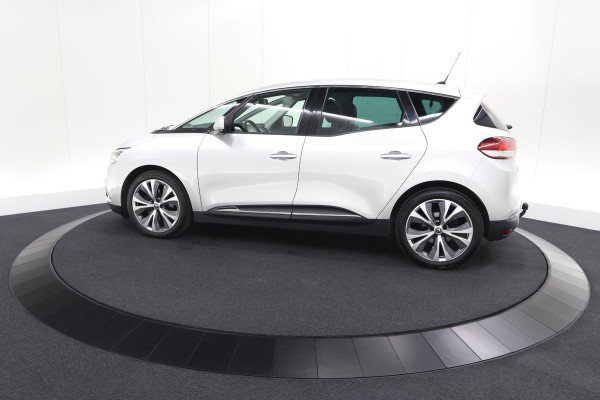 Renault Scénic TCe 130 Intens | Trekhaak | Camera | Panoramadak | Navigatie