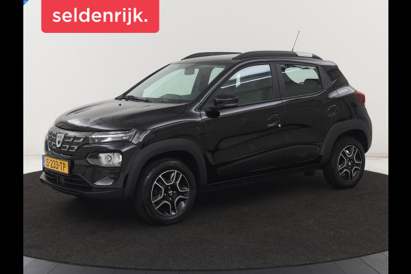 Dacia Spring Comfort Plus 27 kWh | SOH 92,3% | Carplay | Camera | Navigatie | Airco | Speedlimiter | Half leder | Bluetooth | 44.100km NAP