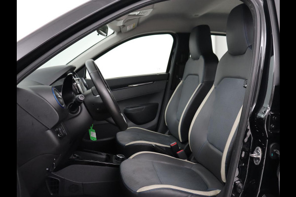 Dacia Spring Comfort Plus 27 kWh | SOH 92,3% | Carplay | Camera | Navigatie | Airco | Speedlimiter | Half leder | Bluetooth | 44.100km NAP