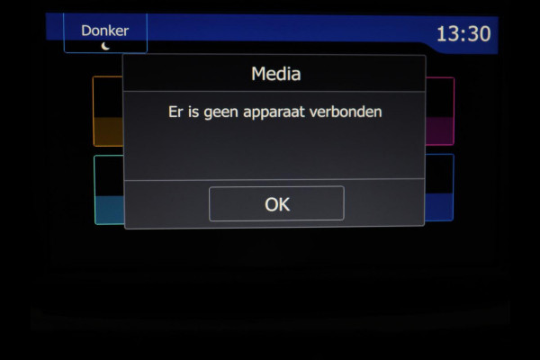 Dacia Spring Comfort Plus 27 kWh | SOH 92,3% | Carplay | Camera | Navigatie | Airco | Speedlimiter | Half leder | Bluetooth | 44.100km NAP