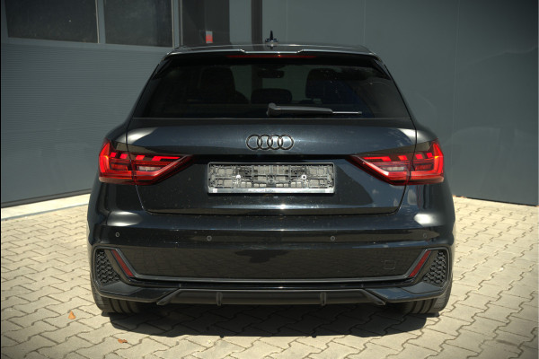 Audi A1 Sportback 35 TFSI S Line edition one S-Line | Bang & Olufsen | Stoelverwarming | Cruise Control | Navigatie | Parkeersensoren | Apple Carplay | Climate Control | B&O | LED