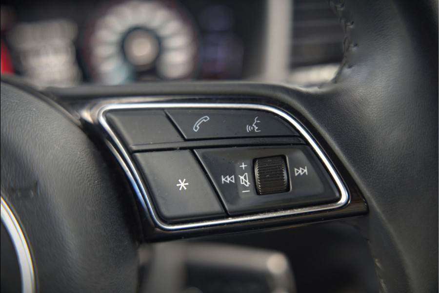 Audi A1 Sportback 35 TFSI S Line edition one S-Line | Bang & Olufsen | Stoelverwarming | Cruise Control | Navigatie | Parkeersensoren | Apple Carplay | Climate Control | B&O | LED