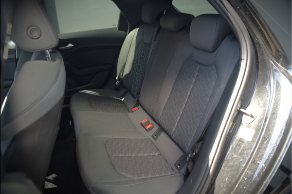 Audi A1 Sportback 35 TFSI S Line edition one S-Line | Bang & Olufsen | Stoelverwarming | Cruise Control | Navigatie | Parkeersensoren | Apple Carplay | Climate Control | B&O | LED