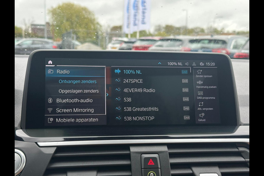 BMW X3 xDrive30e M Sport | Panoramadak | Vol leder | M-pakket | All-Season | Sportstoelen | Stoelverwarming | Camera | Head Up Display |