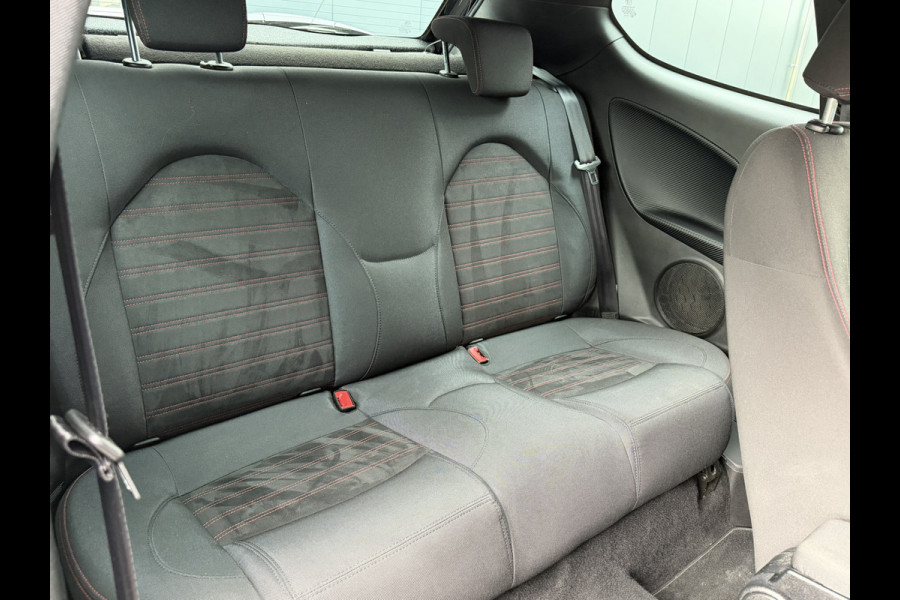 Alfa Romeo MiTo TwinAir ECO | 17" Velgen | Climate/cruise control | Parkeersensoren | Navigatie