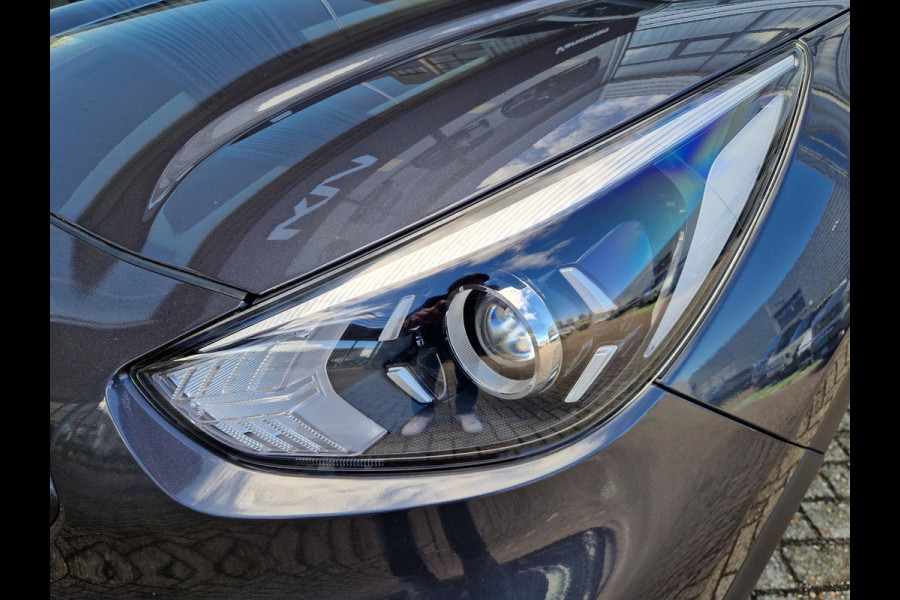 Kia e-Niro DynamicLine 64 kWh | Stoelverwarming | Navi | Camera | Apple Carplay / Android Auto | Cruise |