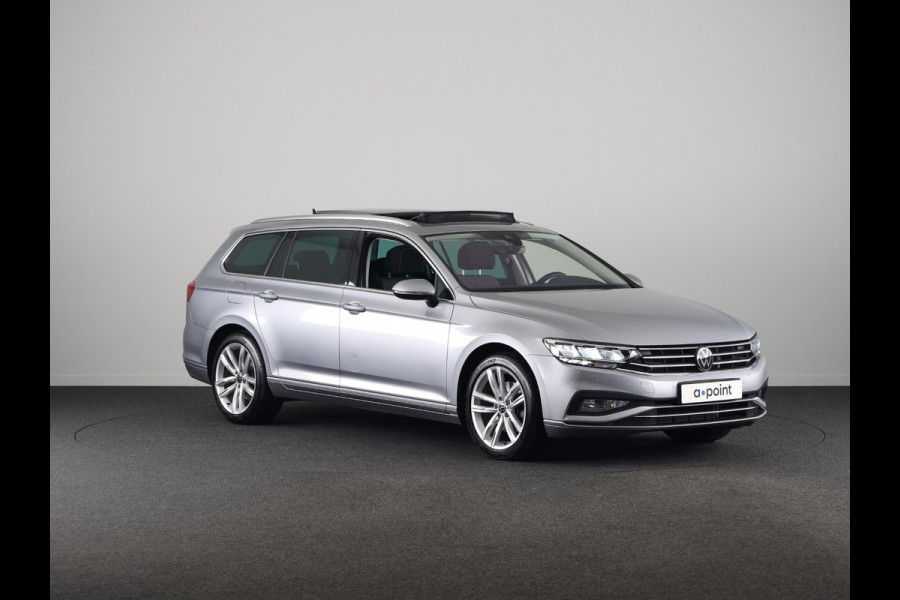 Volkswagen Passat Variant 1.5 TSI Business | Navigatie | Panorama dak | Parkeersensoren | Achteruit Camera | Digitale dashboard |