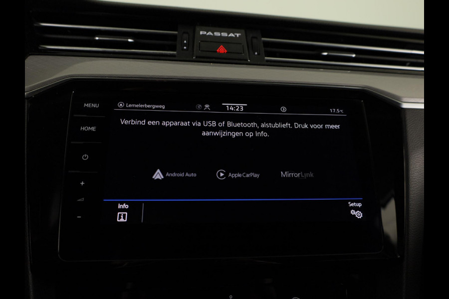 Volkswagen Passat Variant 1.5 TSI Business | Navigatie | Panorama dak | Parkeersensoren | Achteruit Camera | Digitale dashboard |