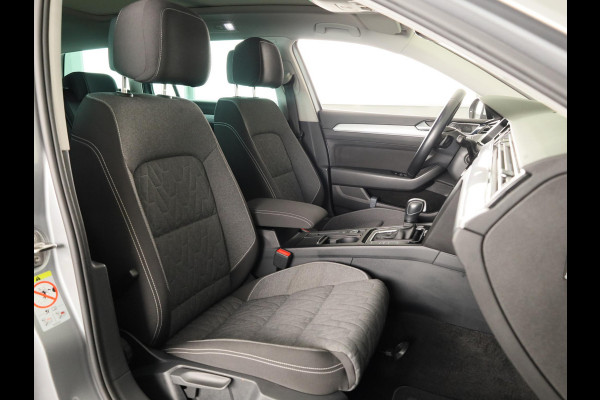 Volkswagen Passat Variant 1.5 TSI Business | Navigatie | Panorama dak | Parkeersensoren | Achteruit Camera | Digitale dashboard |