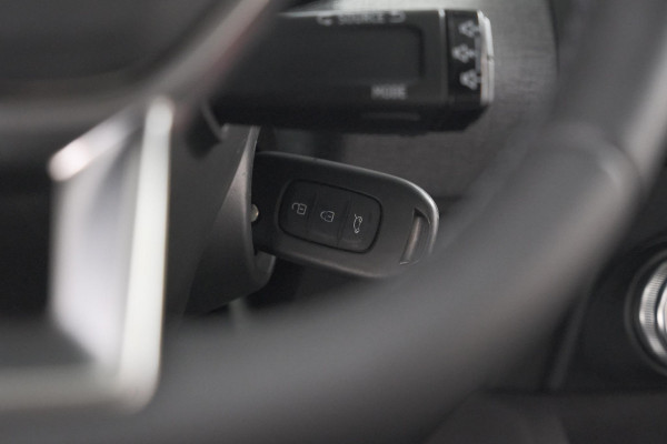 Renault Clio 1.6 E-Tech Full Hybrid 145 Evolution | Apple Carplay | Parkeersensoren | LED | Cruise Control