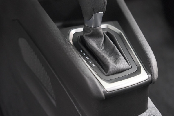 Renault Clio 1.6 E-Tech Full Hybrid 145 Evolution | Apple Carplay | Parkeersensoren | LED | Cruise Control