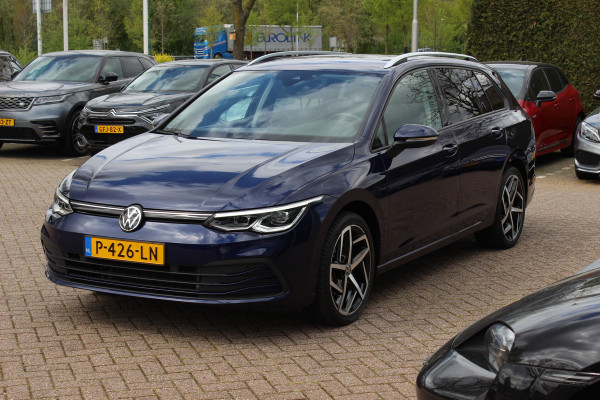Volkswagen Golf Variant 1.0 eTSI Life Business / CarPlay / Parkeerhulp V+A / LED Koplampen / Virtual Cockpit / Stoelverwarming V+A / ACC / Getint glas