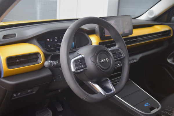 Jeep Avenger 1st Edition 54 kWh Soh 96% | NL auto | NAP |