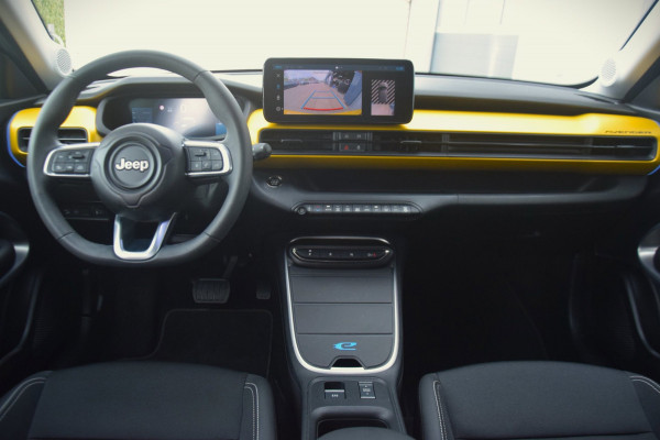 Jeep Avenger 1st Edition 54 kWh Soh 96% | NL auto | NAP |