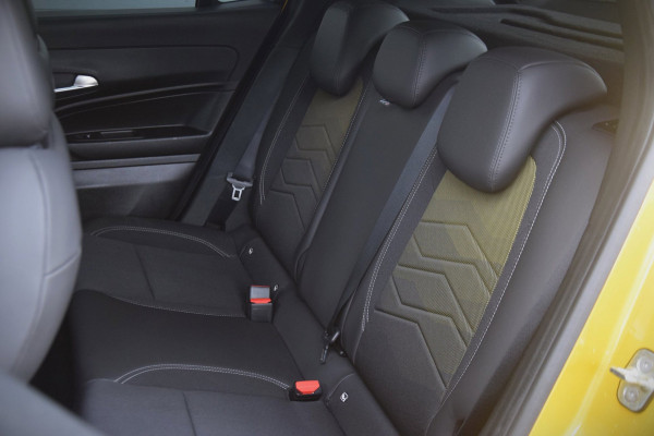 Jeep Avenger 1st Edition 54 kWh Soh 96% | NL auto | NAP |