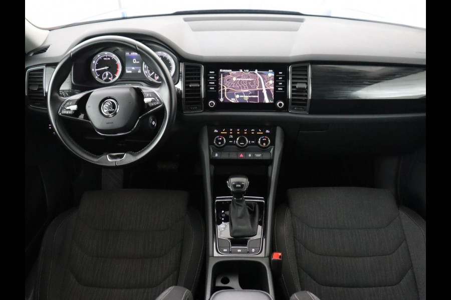 Škoda Kodiaq 1.5 TSI Style | Trekhaak | Stoelverwarming | Carplay | Sfeerverlichting | Memory | Keyless | Full LED | Navigatie | Climate control | Cruise control | Bluetooth