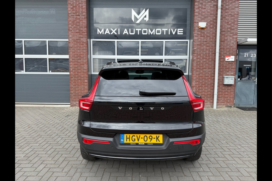 Volvo XC40 2.0 B4 Plus Dark LED ACC Pano Trekhaak 360cam H/K