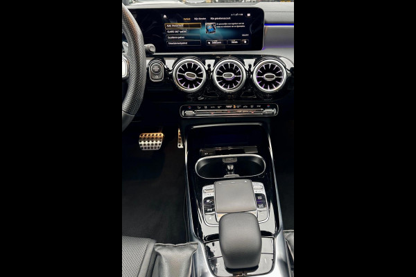 Mercedes-Benz A-Klasse AMG 35 4MATIC Edition 1