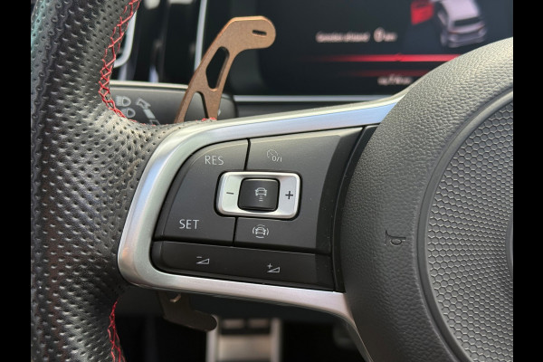 Volkswagen Golf 2.0 TSI GTI TCR | Pano | ACC | Camera | Carplay