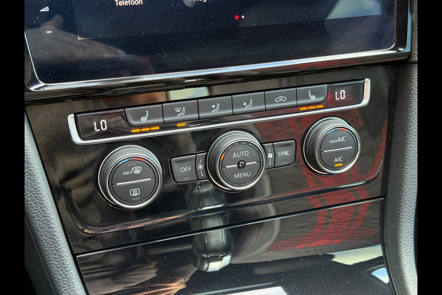 Volkswagen Golf 2.0 TSI GTI TCR | Pano | ACC | Camera | Carplay