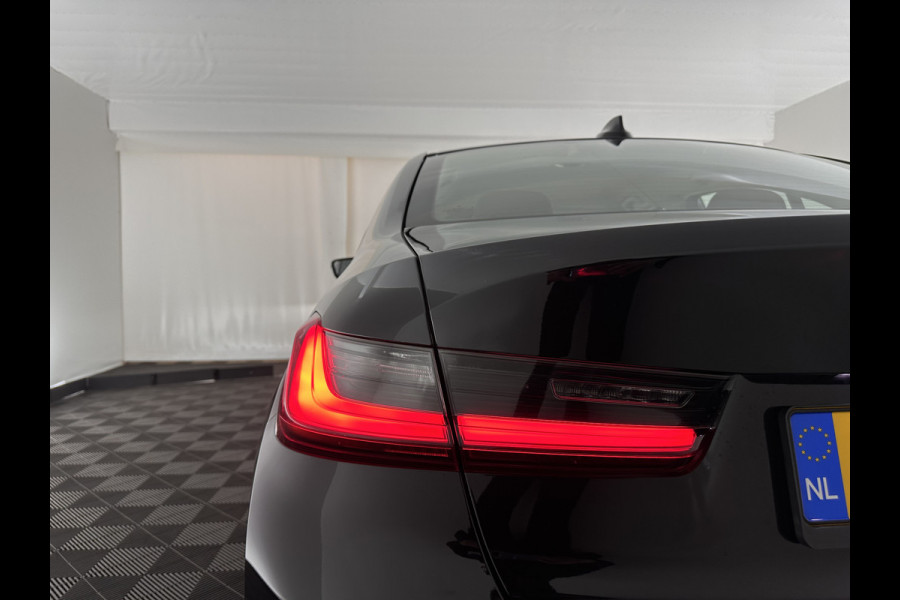 BMW 3-serie 320i Business Edition (INCL-BTW) Aut. *FULL-LED | NAVI-FULLMAP | COMFORTSEATS | HIFI-SOUND | DIGI-COCKPIT | DAB | SHIFT-PADDLES | ECC | TOWBAR | PDC | CRUISE | 16''ALU*