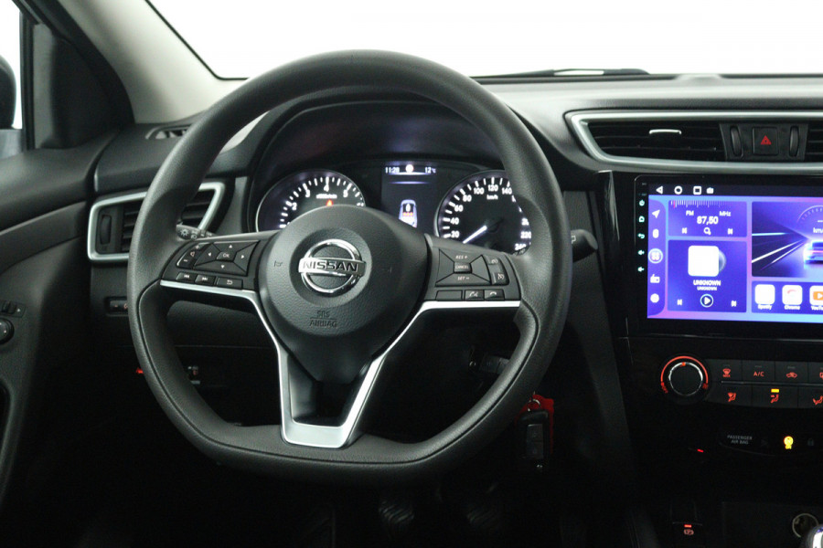 Nissan QASHQAI 1.3 DIG-T Visia (TREKHAAK, STOELVERWARMING, CARPLAY, CRUISE CONTROL, PARKEERSENSOREN)