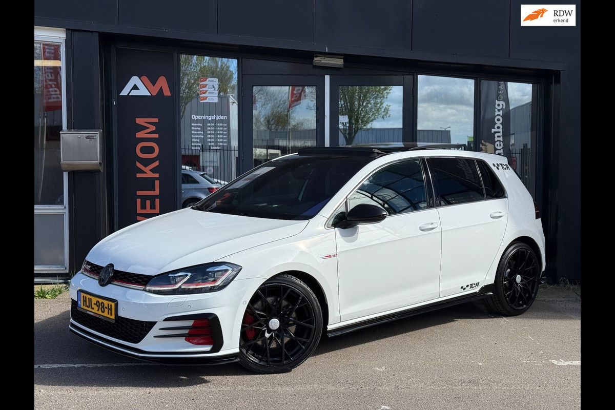 Volkswagen Golf 2.0 TSI GTI TCR | Pano | Virtual | ACC | Camera