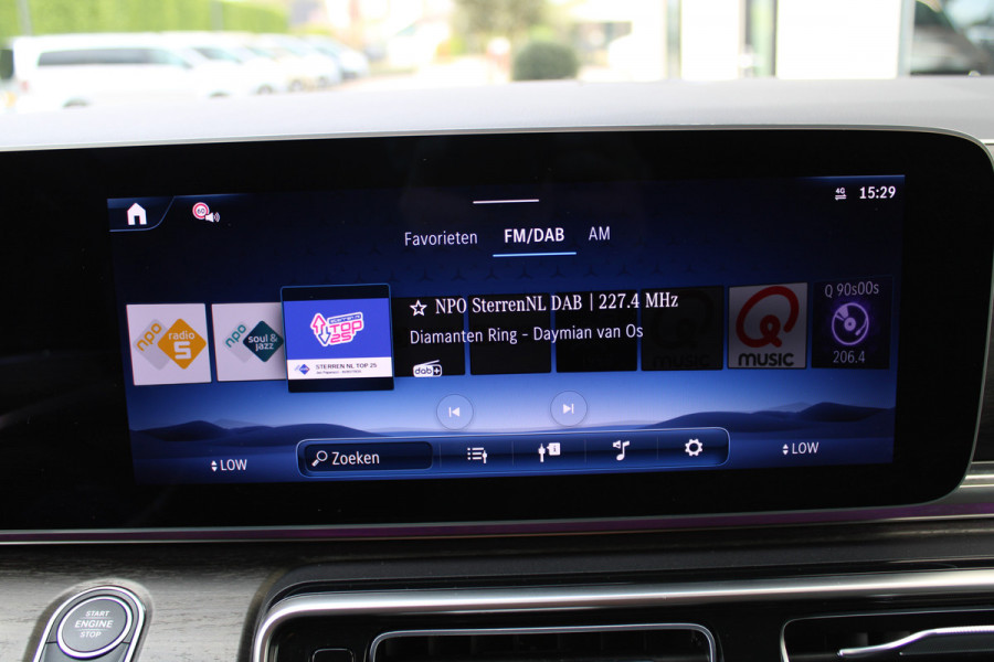 Mercedes-Benz V-Klasse 300d / XXL / 4-Matic / DC / Black Edition / 2x Elec Schuifdeur / 360 Camera / Vol Opties / NIEUWSTAAT