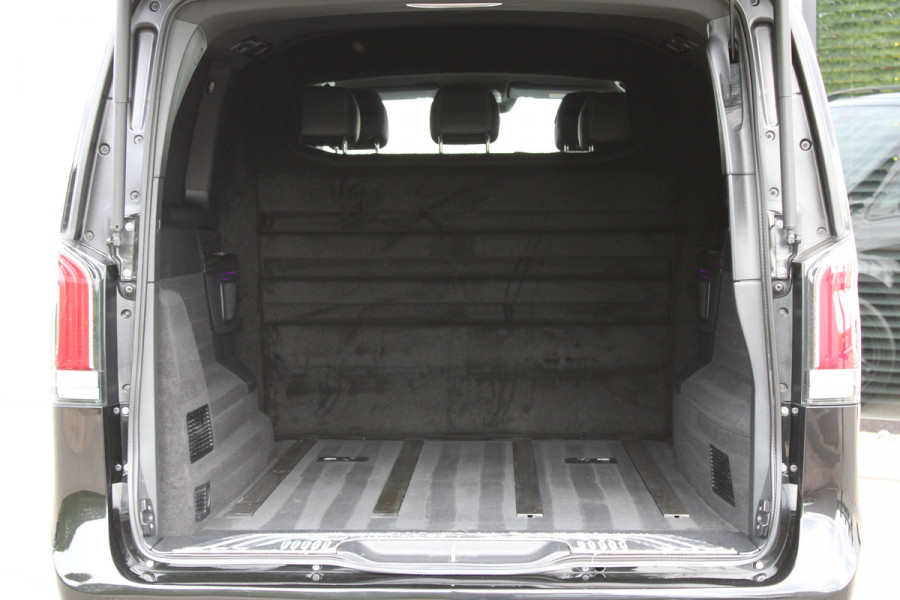 Mercedes-Benz V-Klasse 300d / XXL / 4-Matic / DC / Black Edition / 2x Elec Schuifdeur / 360 Camera / Vol Opties / NIEUWSTAAT