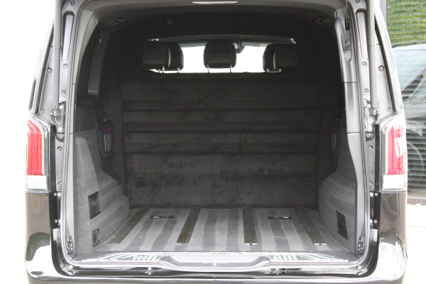 Mercedes-Benz V-Klasse 300d / XXL / 4-Matic / DC / Black Edition / 2x Elec Schuifdeur / 360 Camera / Vol Opties / NIEUWSTAAT