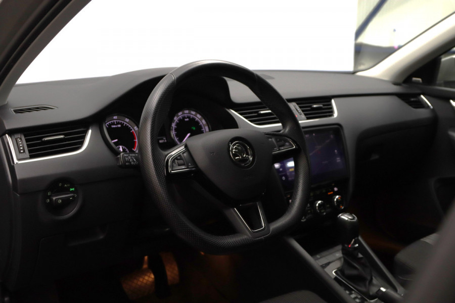 Škoda Octavia Combi 1.5 TSI 150 PK Automaat Greentech Style Business, Carplay, Cruise Control, Stoelverwarming