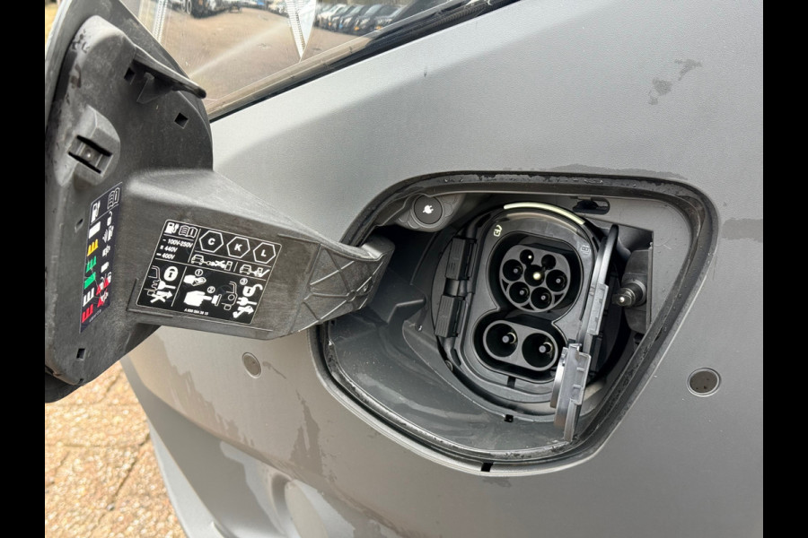 Mercedes-Benz eVito 66 kWh 261 km WLTP Snelladen - L2 Lang - Apple Carplay - Betimmerd