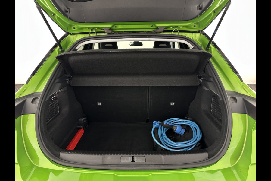 Opel Mokka-e Ultimate 50-kWh [ 3-Fase ] {SOH-84%} (INCL-BTW) *FULL-LED | LEATHER-MICROFIBRE | ADAPTIVE-CRUISE | HEATED-SPORTSEATS | DAB+ | KEYLESS | DIGI-COCKPIT | CARPLAY | AMBIENT-LIGHT | CAMERA | CCS-FASTLOADER | LANE-ASSIST | 18"ALU*