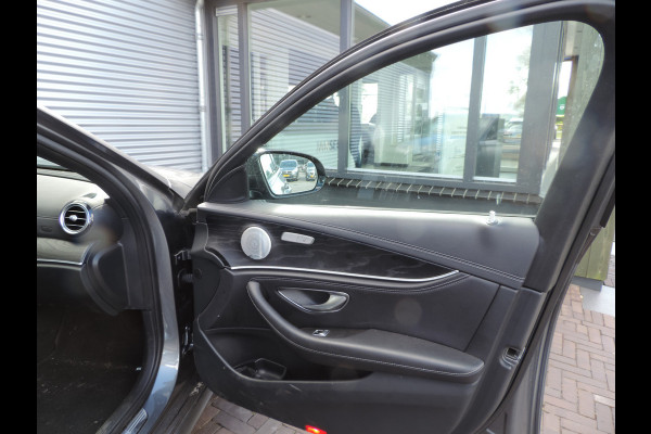 Mercedes-Benz E-Klasse 200 d Business Solution AMG Plus Upgrade Edition amg night pakket