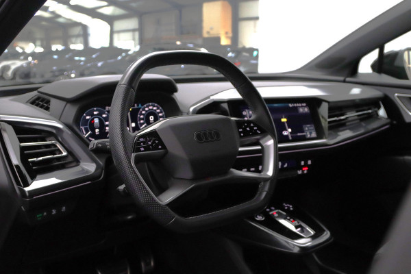 Audi Q4 e-tron 40 204 PK Launch edition S-Line Competition 77 kWh SOH 95%, Stoelverwarming, S-line Pakket, Adap. Cruise Control
