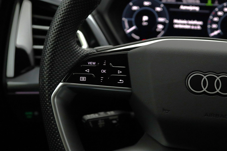 Audi Q4 e-tron 40 204 PK Launch edition S-Line Competition 77 kWh SOH 95%, Stoelverwarming, S-line Pakket, Adap. Cruise Control