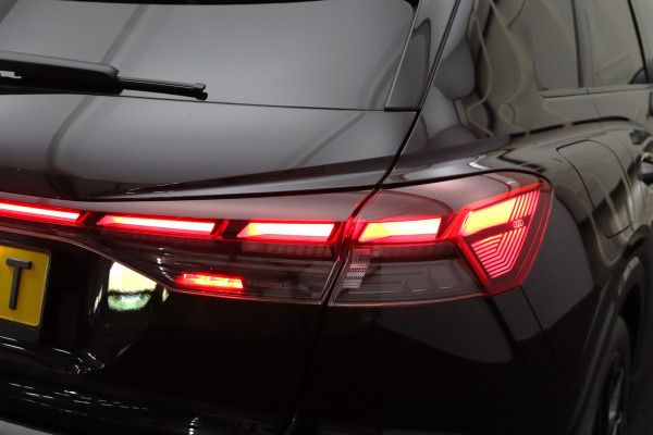 Audi Q4 e-tron 40 204 PK Launch edition S-Line Competition 77 kWh SOH 95%, Stoelverwarming, S-line Pakket, Adap. Cruise Control