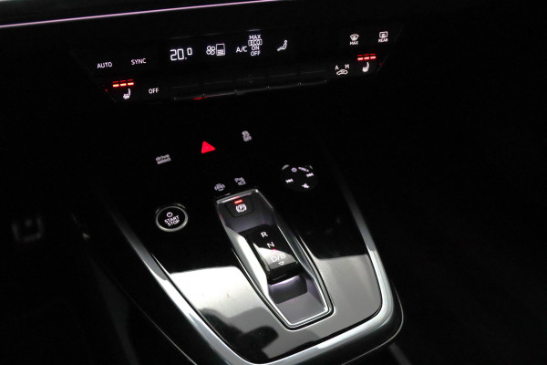 Audi Q4 e-tron 40 204 PK Launch edition S-Line Competition 77 kWh SOH 95%, Stoelverwarming, S-line Pakket, Adap. Cruise Control