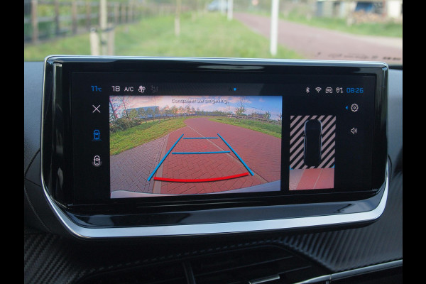 Peugeot e-2008 EV Allure 54 kWh | SOH 95% | Camera | Apple Carplay | Cruise Control | NL-Auto |