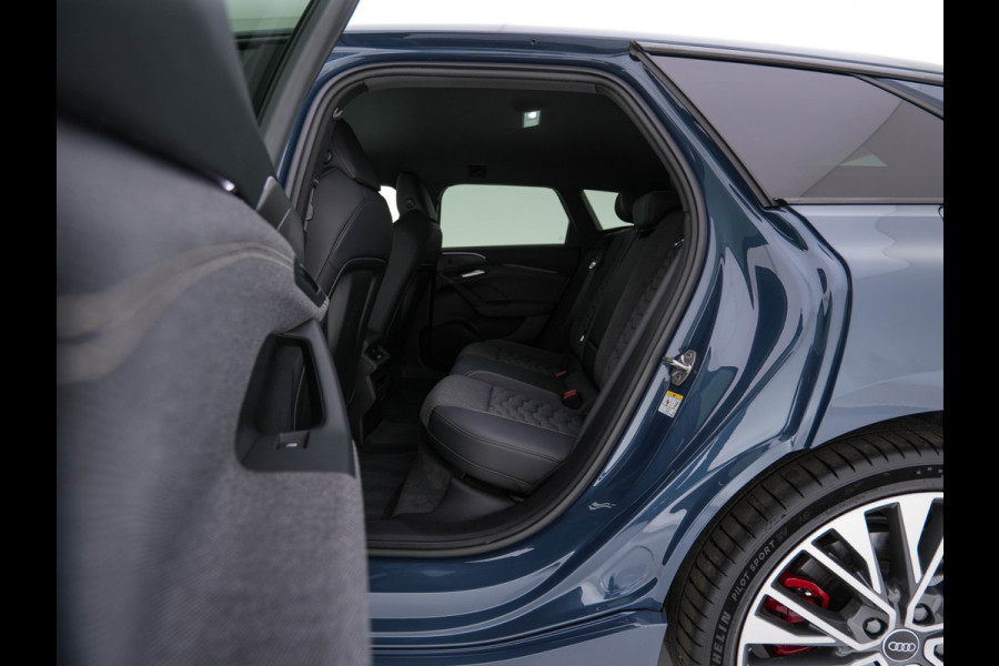 Audi A6 Avant e-tron S edition 83 kWh [ 3-Fase ] (INCL.BTW) *MATRIX-LED | LEATHER-FABRIC | ADAPTIVE-CRUISE | TOP-VIEW | BLINDSPOT | KEYLESS | MEMORY-PACK | WIDESCREEN-COCKPIT | PRIVACY-GLASS | SHIT-PADDLES | HEATED-SPORTSEATS | 21''ALU | TO