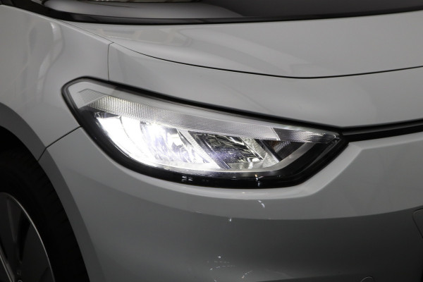Volkswagen ID.3 204 PK Life 58 kWh, Stoelverwarming, Stuurverwarming, Adap. Cruise Control