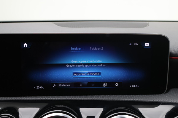 Mercedes-Benz A-Klasse 160 Business Solution AMG Camera, Apple Carplay, LED, Stoelverwarming, PDC, 18"