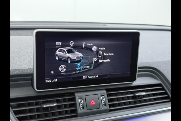 Audi Q5 55 TFSI e quattro Competition 32.000KM! |PANO| ELEKTRISCHE TREKHAAK| ELEK. ACHTERKLEP |MASSAGE| ADAPTIVE CRUISE| CAMERA| NET ONDERHOUD GEHAD RIJKLAAR INCL. 12 MND BOVAG GARANTIE| SFEERVERLICHTING