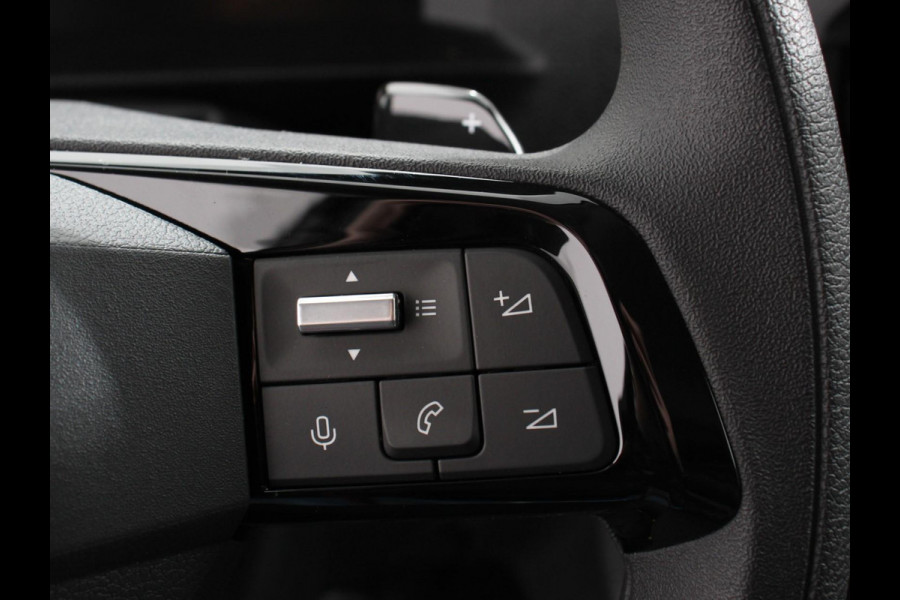 Opel Vivaro 2.0 BlueHDi 180PK L3 Automaat BPM VRIJ! Apple Carplay /  Android Auto Parkeersensoren V+A Trekhaak Camera Navigatie Cruise Control LED koplampen houten afwerking laadruimte