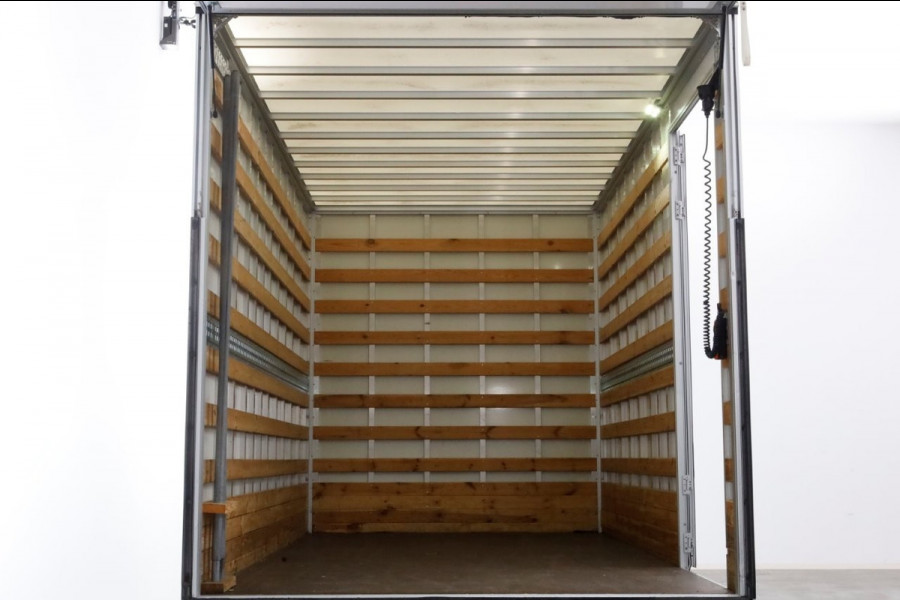 Iveco Daily 35S14 136pk HiMatic Automaat Bakwagen met laadklep en zijdeur H235cm 03-2022